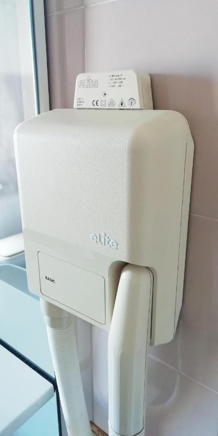 אמפולי L'Alloggio Di Anna Maria Camera Con Bagno Privato מראה חיצוני תמונה